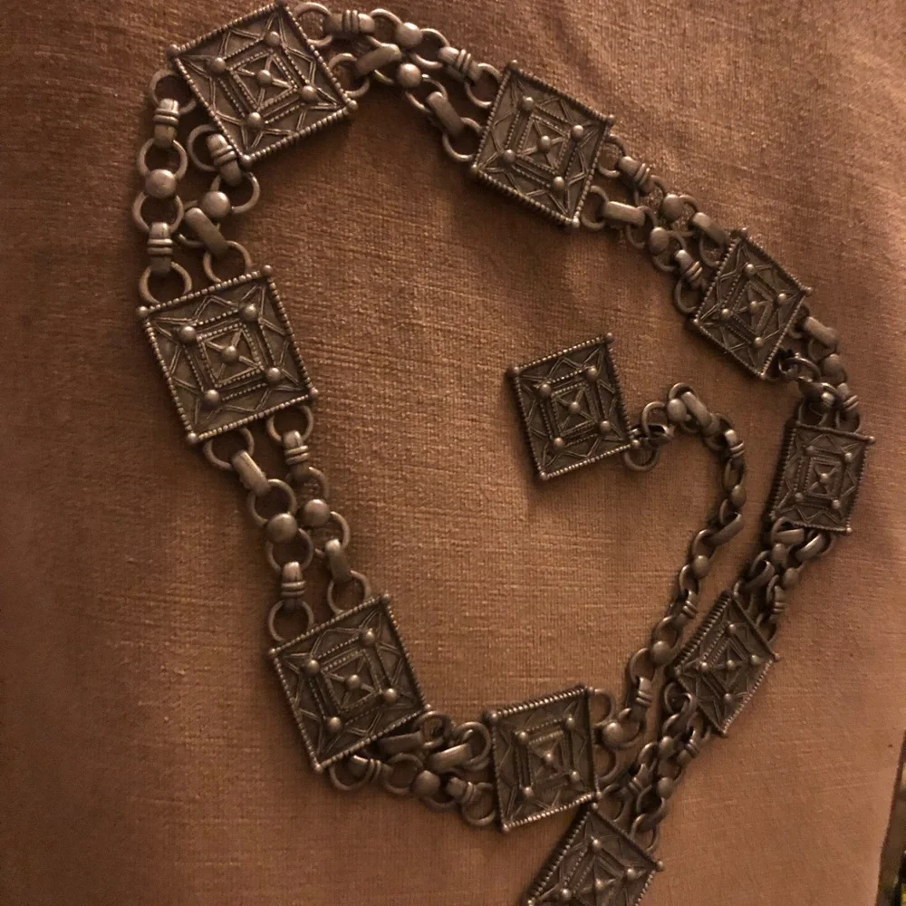 Rare! Ben Amun Dark Silver Geometric Link Belt- $330 or $300 w/offer